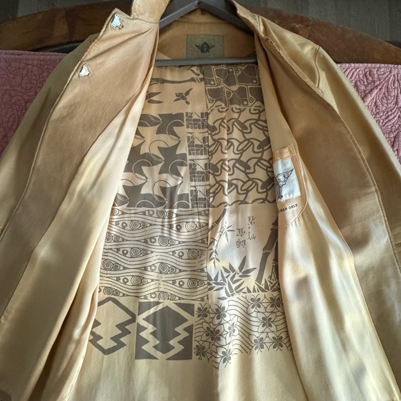 Fine Leather Jacket in Pristine Condition - Picture 6 of 8